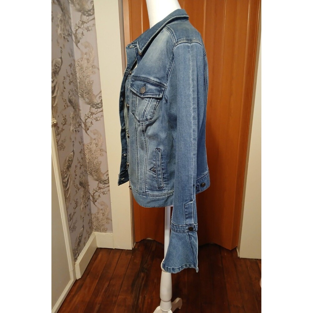 LiverPool Jean Jacket with flare cuffs inside pockets Medium NWOT - Picture 2 of 15